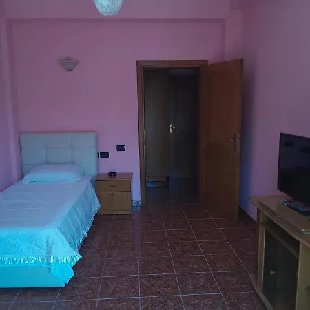 Ξενοδοχείο Tozo